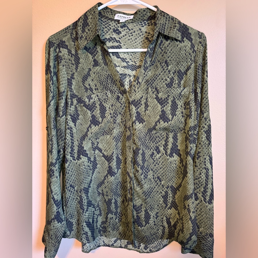 Express Green and Black Snake Print Blouse